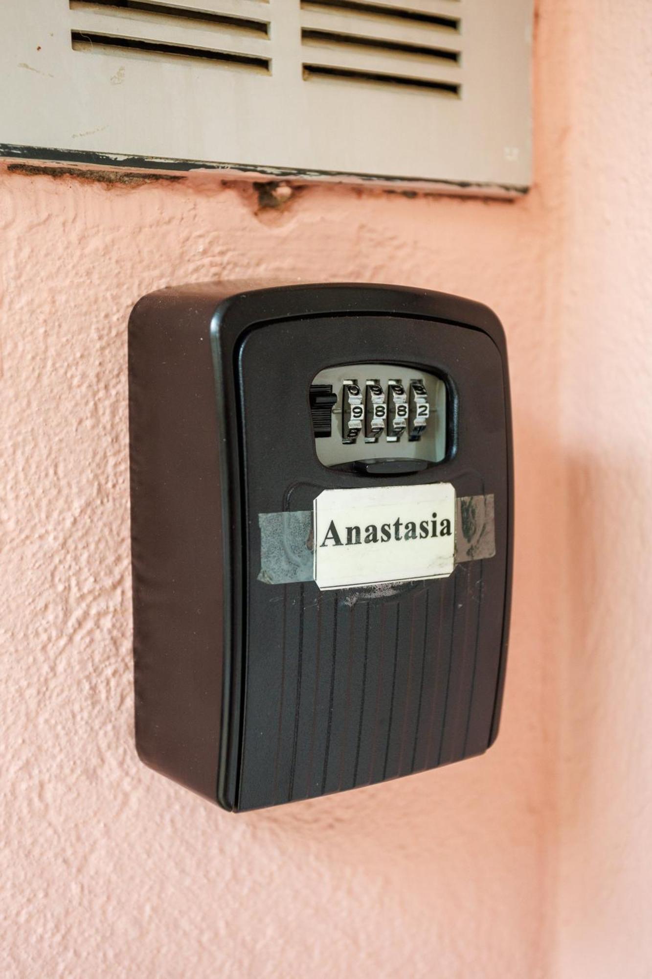 Anastasia Veria  Ngoại thất bức ảnh
